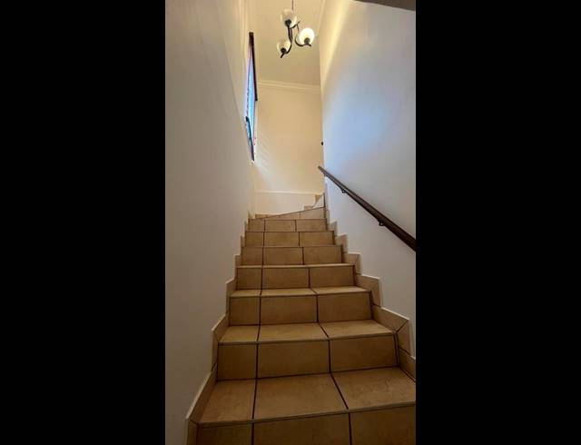 4 BEDROOM HOUSE FOR SALE IN MENLO PARK